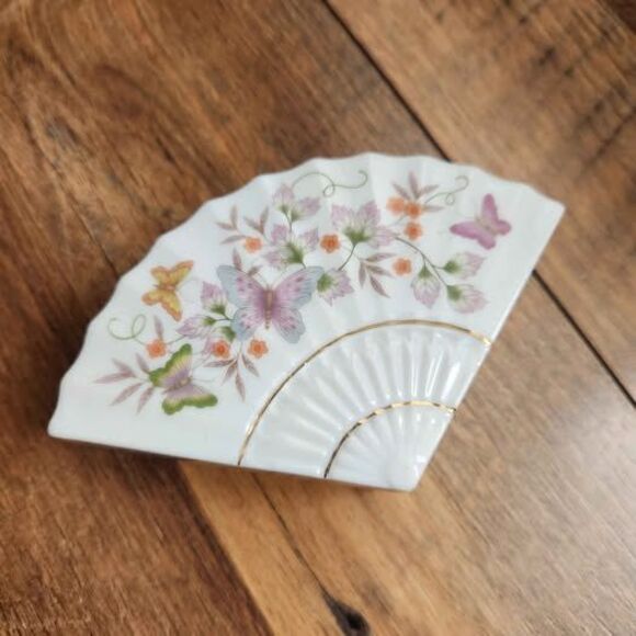 Vtg 1980 Porcelain Butterfly Floral Fan Trinket Box Avon Japan Coquette Garden - Picture 1 of 6
